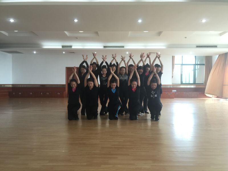 宁波老年大学PVC地胶施工工程成功案例