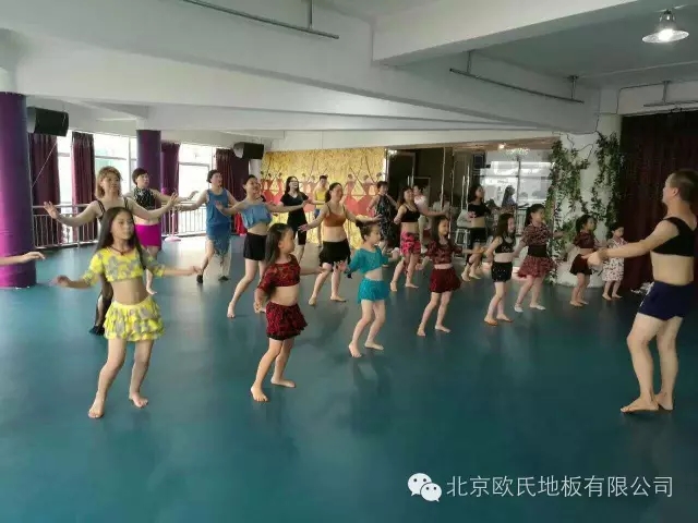 肚皮舞舞蹈教室舞蹈地胶的应用案例