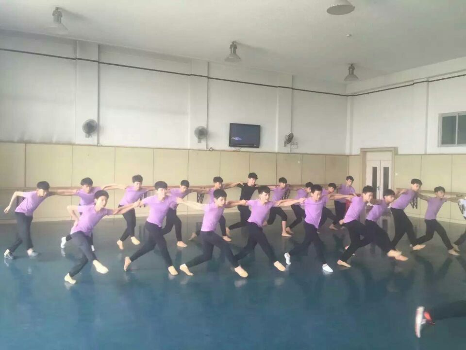 舞蹈地胶--重庆市文化宫成功案例